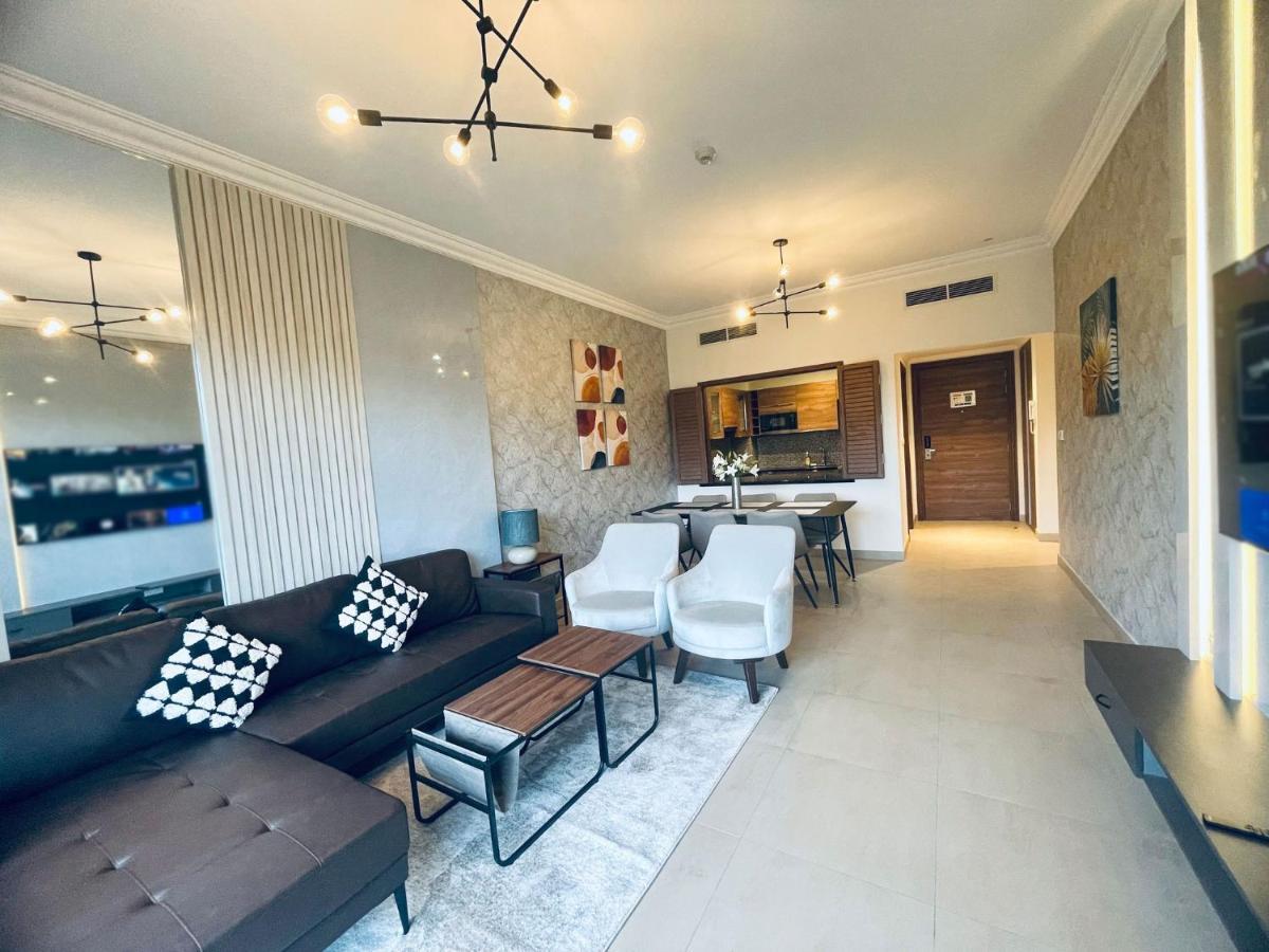 Goodwood Suites Homes Vacation Дубай Экстерьер фото